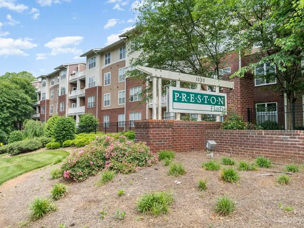 1000 E Woodlawn Rd APT 122, Charlotte, NC 28209