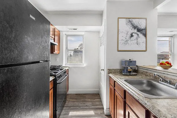Willows Apartments — Photo 2