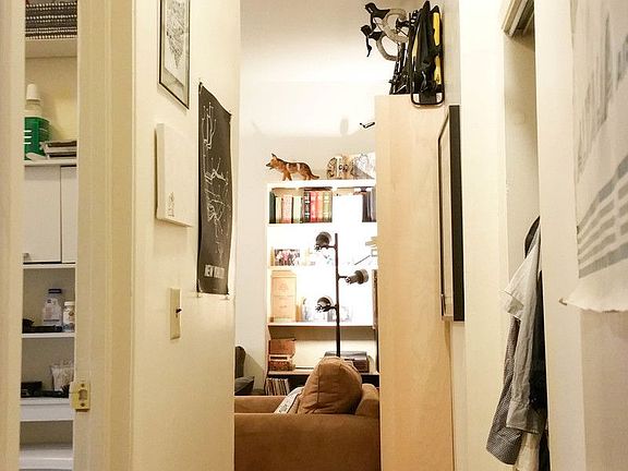5th image of 2027 Pacific St APT 4G