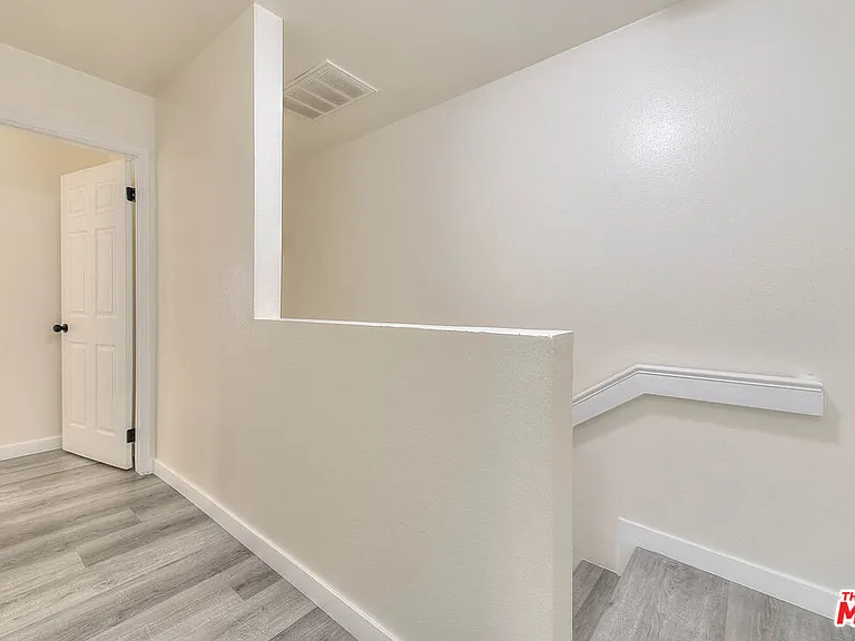 13810 Funston Ave — Photo 13