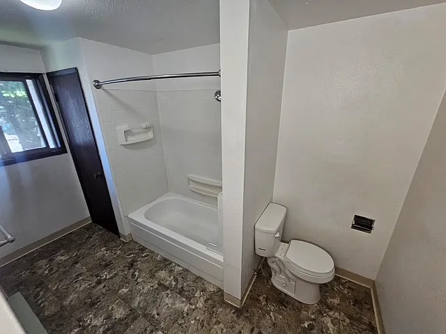 2830 N Julia St #A — Photo 5