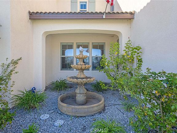 3rd image of 35385 Summerholly Ln