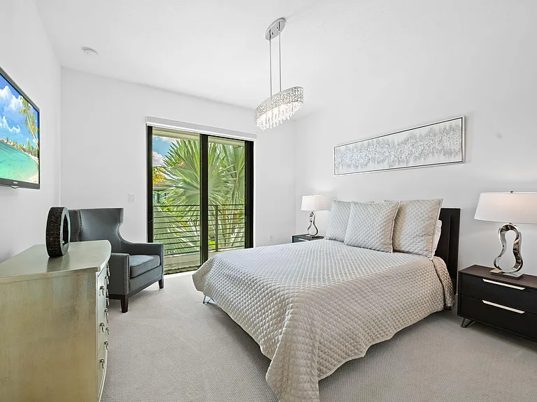 8599 Tower Bridge Ct — Photo 21