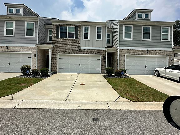 2nd image of 4514 Fillmore Trl