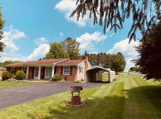 120 Sunset Circle Rd, Lewisburg, WV 24901