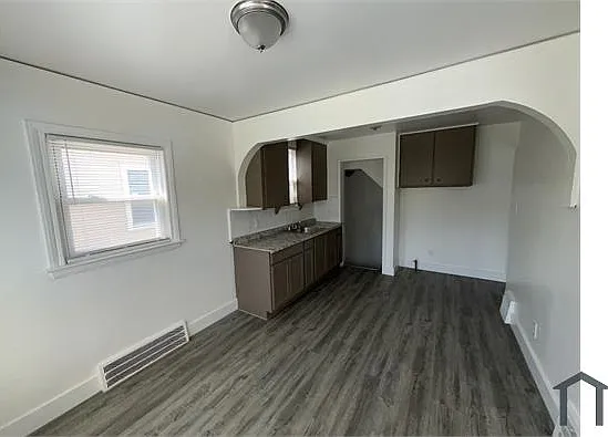 9583 Archdale St — Photo 36