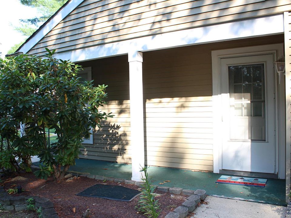 1st image of 831B Westminster Ct