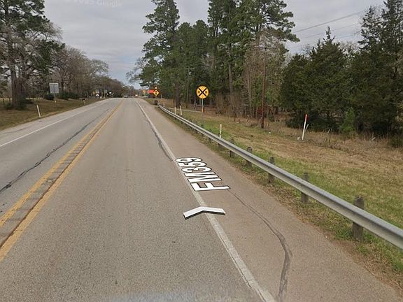 3rd image of 22272 Fm 359 Rd