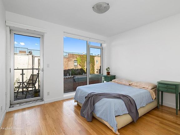 4th image of 257 8th St APT 3