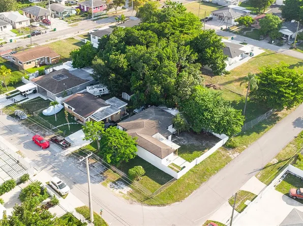 7190 NW 21st Ave, Miami, FL 33147