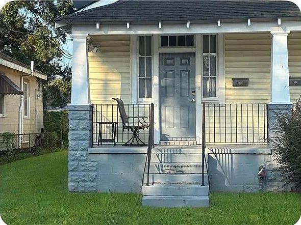2 bed, 1.0 bath, 892 sqft, $1,550 — Photo 3