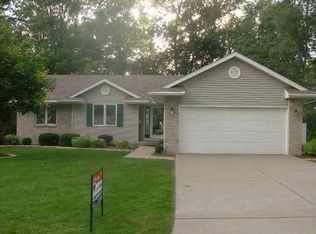 2402 40th St, Rock Island, IL