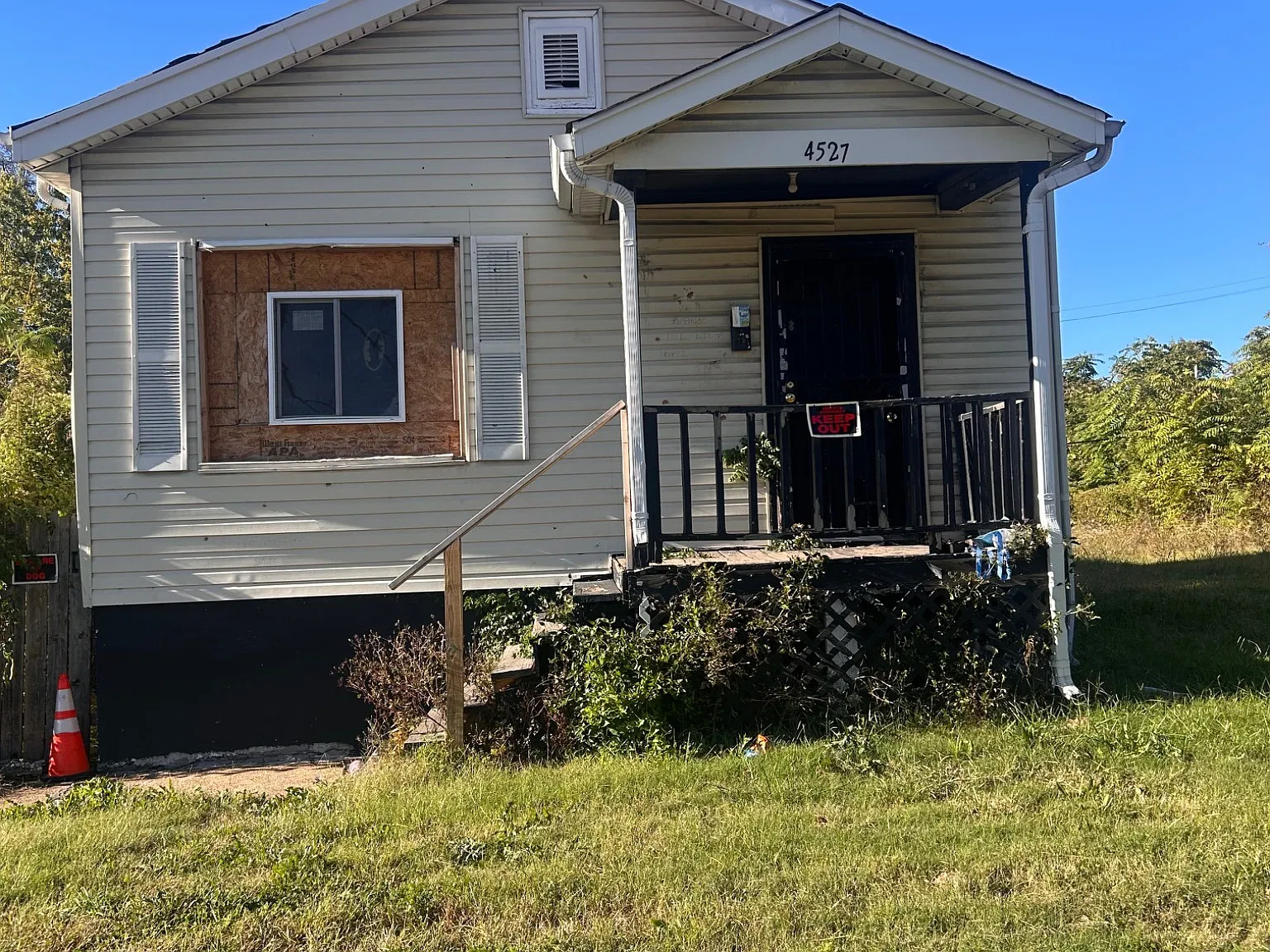 2 bed, 819 sqft, $675 — Photo 1