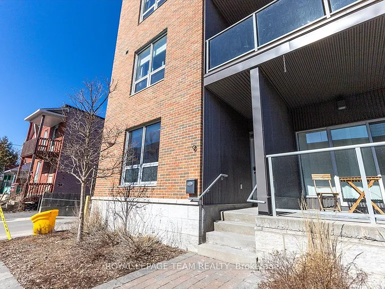 9 Balsam St W — Photo 3