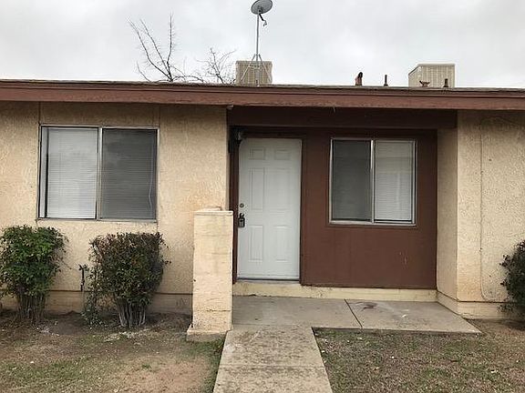 3rd image of 3955 N Palm Grove Dr APT A