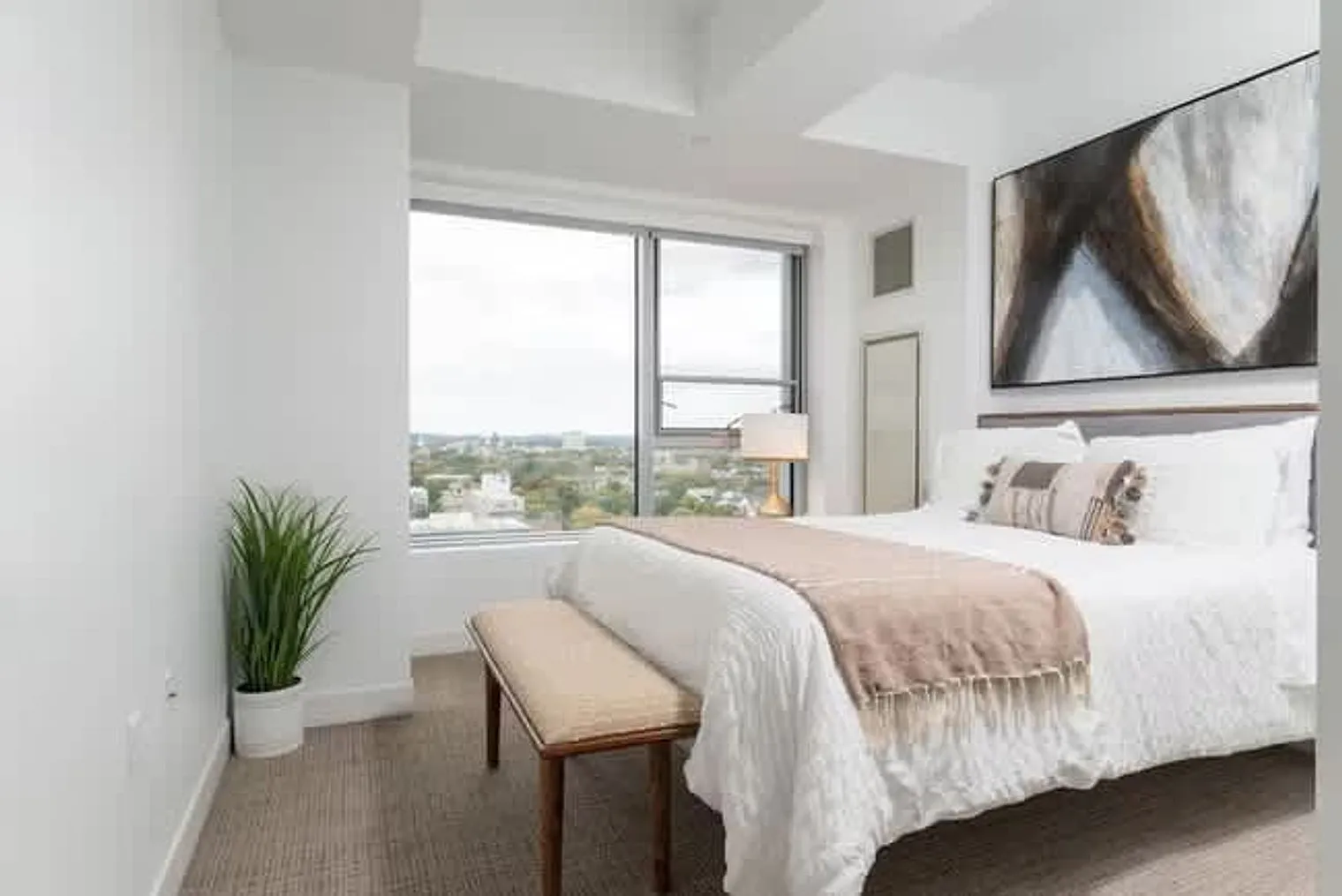 2 bed, 1.0 bath, 807 sqft, $7,854 — Photo 2