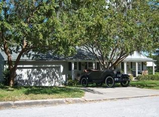 555 Ambassador Ave, Eustis, FL 32726