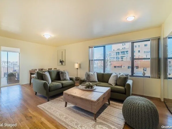 87-14 57 Rd 4fl, Elmhurst, NY 11373