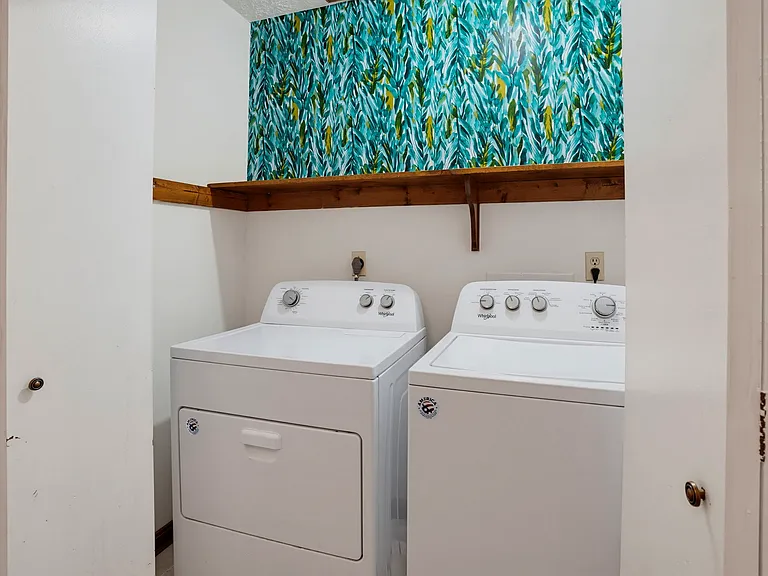 washer/dryer - same level as the bedrooms.