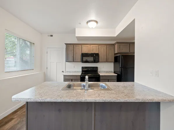 HVH-Provo Meadows-656 W Meadow Dr. Provo, UT 84601, 656 W Meadow Dr #A101, Provo, UT 84601