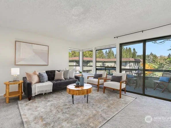 18906 8th Avenue NW #314, Shoreline, WA 98177