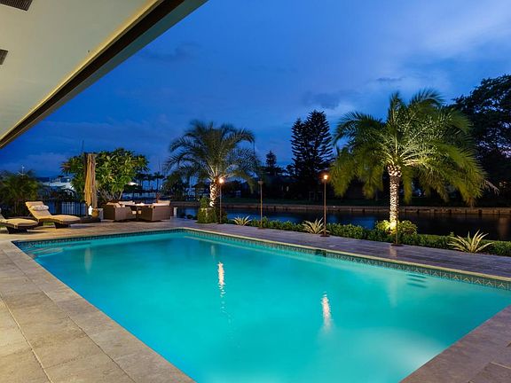 3rd image of 117 Cat Cay Ln