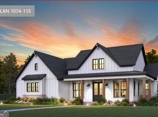 635 W Lake Dr, Oxford, GA 30054