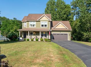 3 Ushu Ct, Wilton, NY 12831