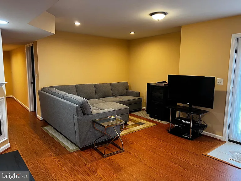5802 Telluride Ln #BASEMENT — Photo 7