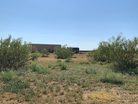 4th image of 4600 N County Road 1120