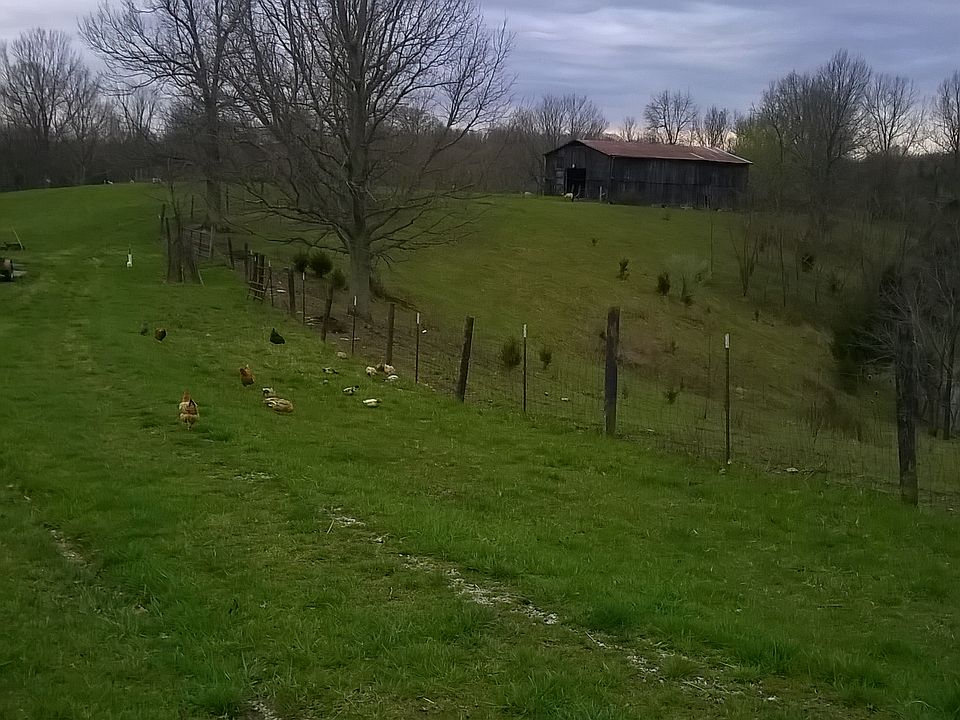 2nd image of 1501 Anderson City Rd