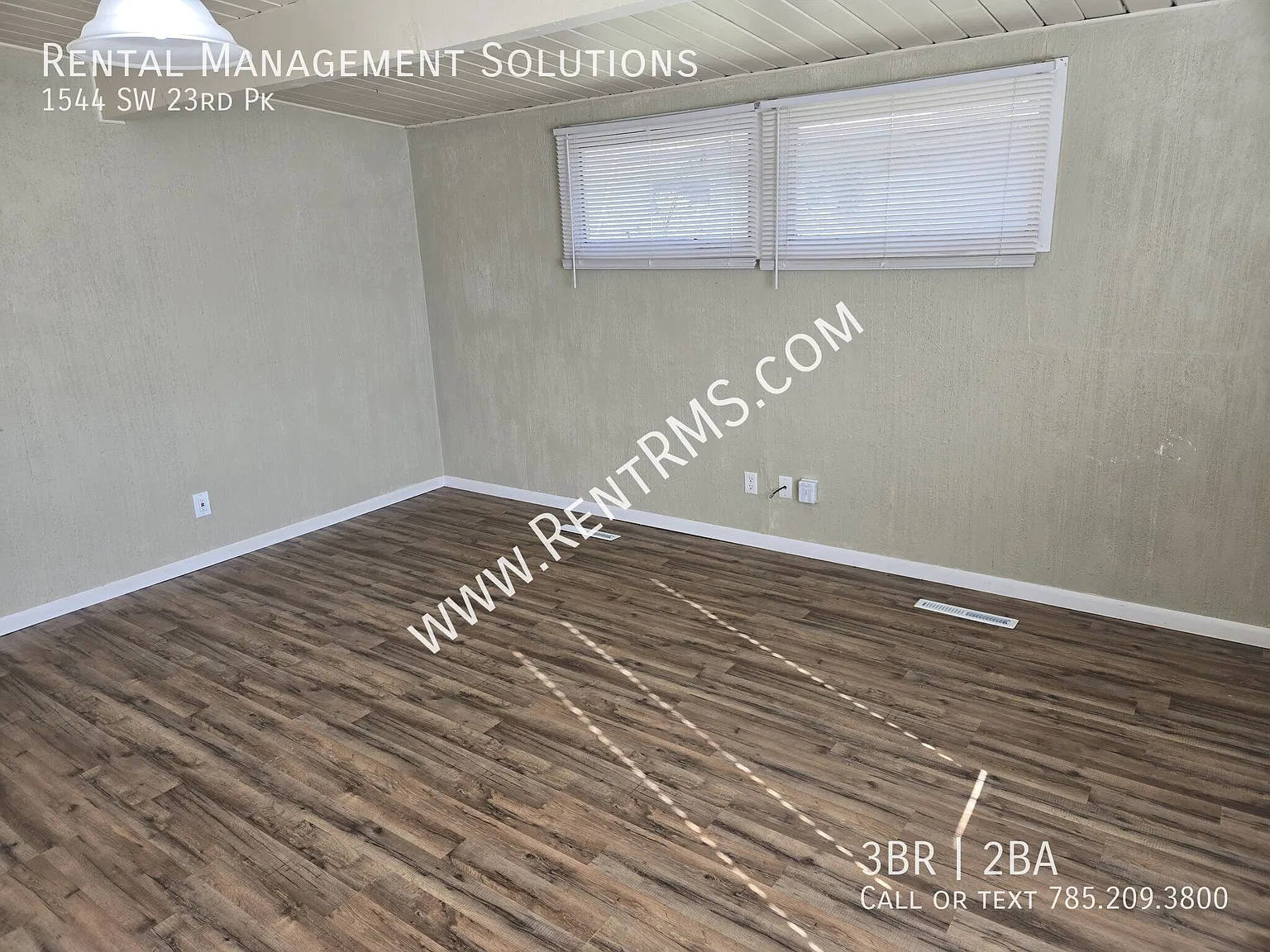 *Near Washburn University* 1544 Sw 23rd Pk- 3 Bed/1.5 Bath — Photo 3