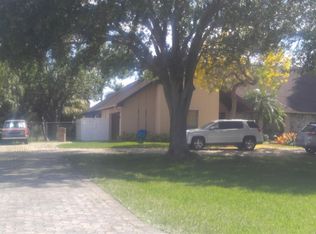 11750 SW 25th St, Davie, FL 33325