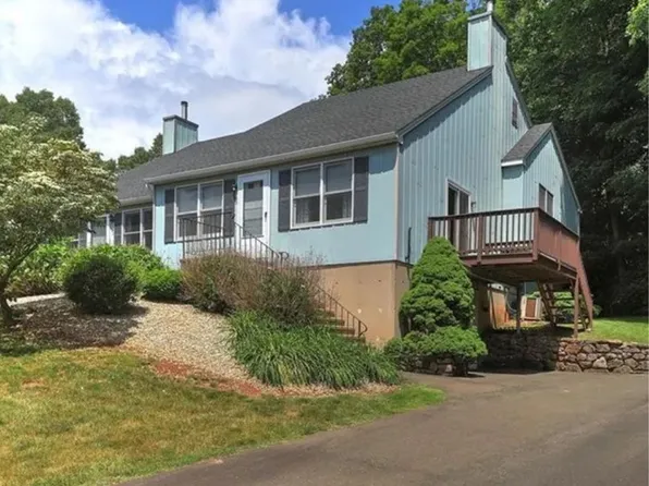 65 Valley View Drive #65, Hamden, CT 06518