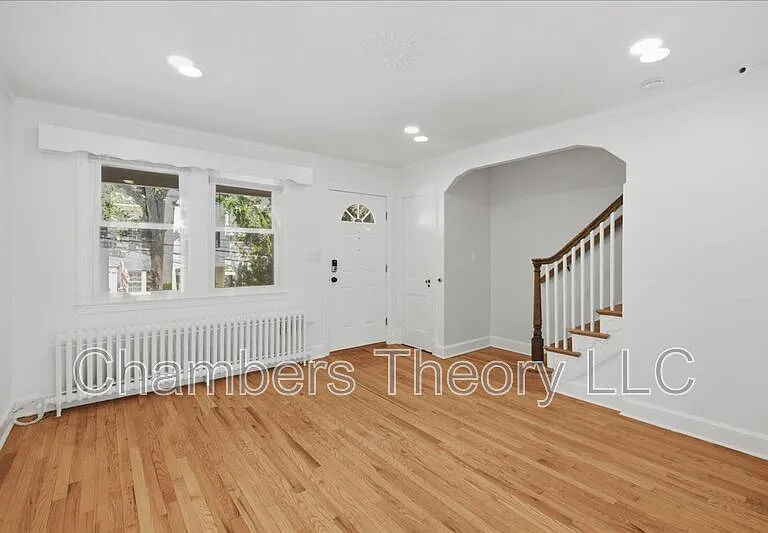 2230 Observatory Pl NW — Photo 23