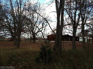 137 E Roosevelt St, Bitely, MI 49309