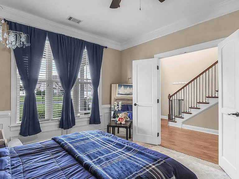 113 Greystone Dr — Photo 10