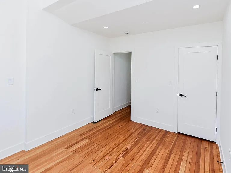 104 R St NE #A — Photo 23