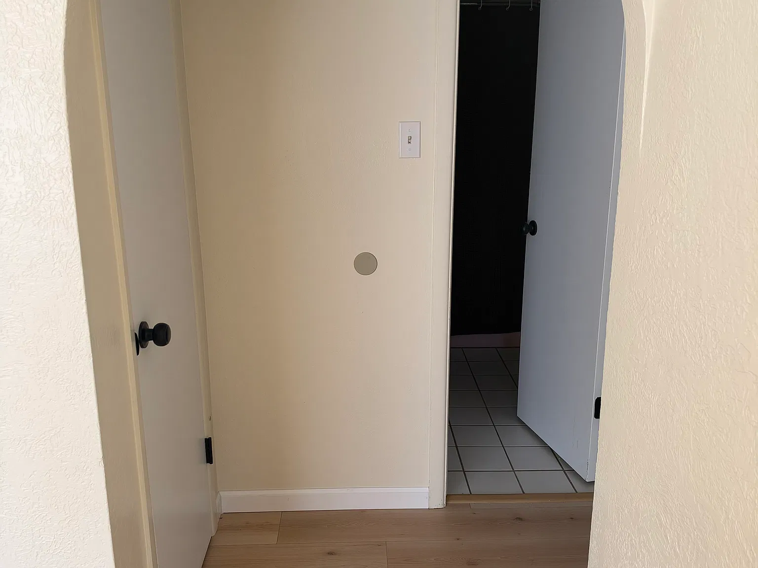 4 bed, 2000 sqft, $1,850 — Photo 2
