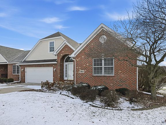 4th image of 964 Ryan Ct