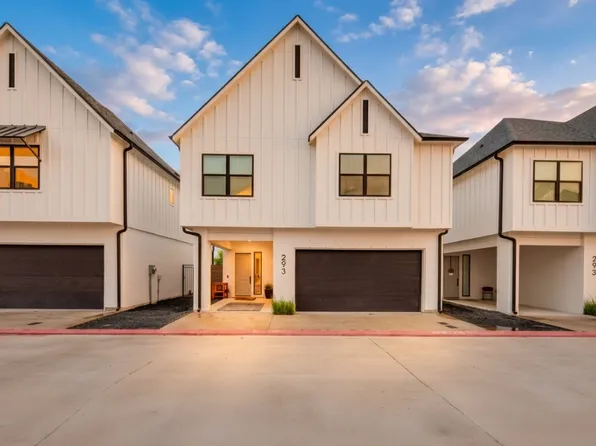 293 Estates Cir, College Station, TX 77840