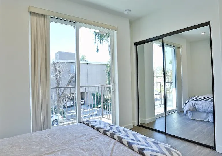 12700 Moorpark St #301 — Photo 10