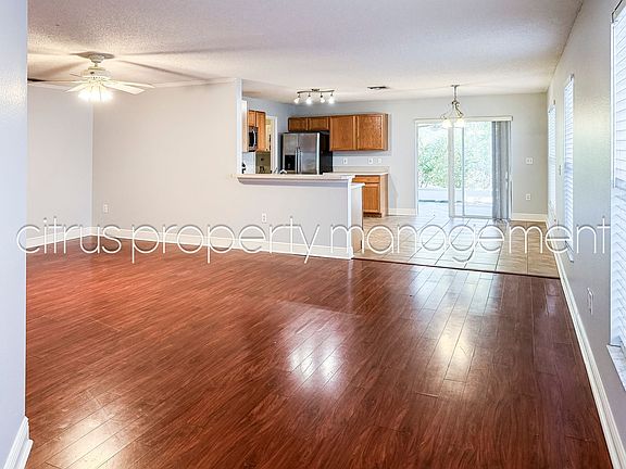 2nd image of 441 Augustine Ct