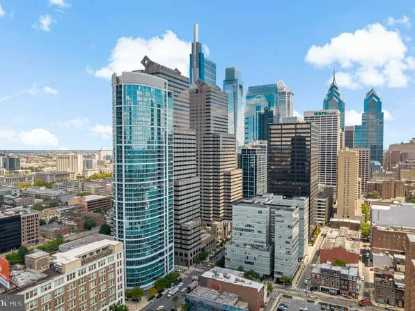 2101 Market St Unit 4106, Philadelphia, PA 19103