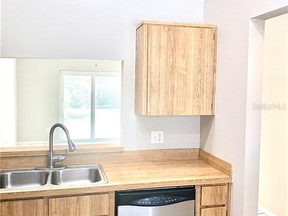 4th image of 138 Garden Cove Ct