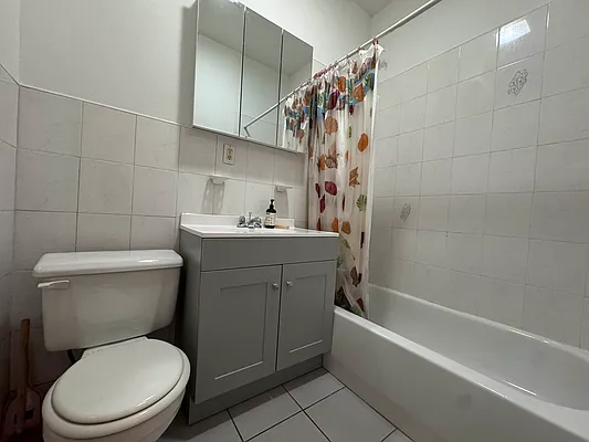Rented by Compass | media 7