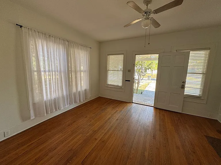 2014 W Mulberry Ave — Photo 10