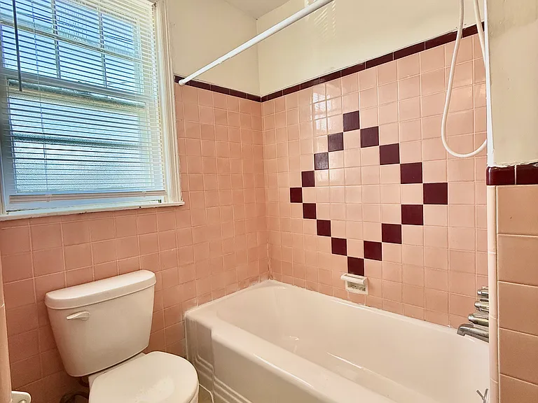 7309 Frontenac St #1 — Photo 15