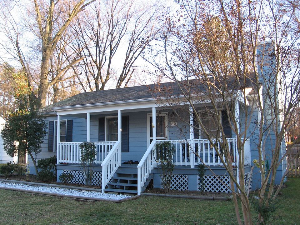 1st image of 2711 Laurelton Pl