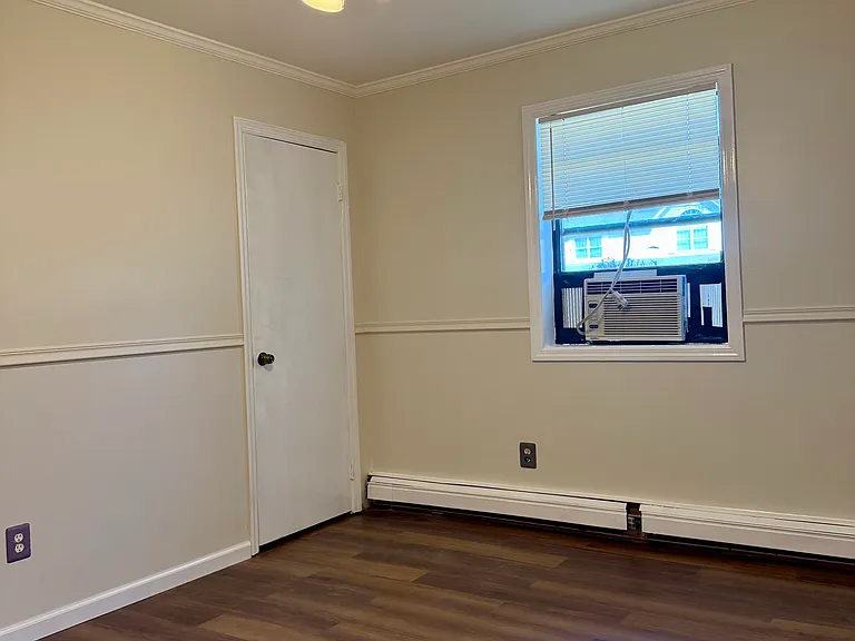 22 Garden Pl — Photo 9